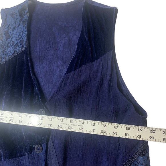 Blue Velvet and Lace Patchwork Button Up Lined Lightweight Vest Women’s Large - Picture 6 of 8